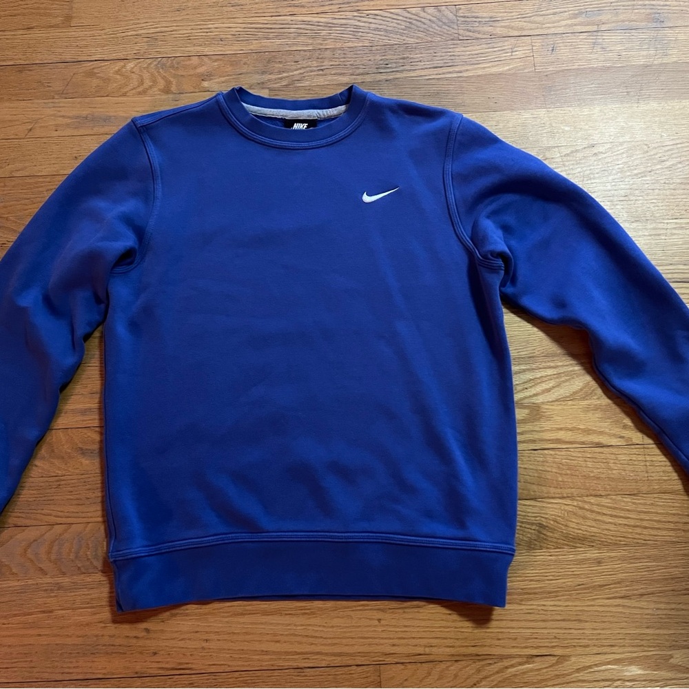 Nike Men's Crewneck in Deep Blue